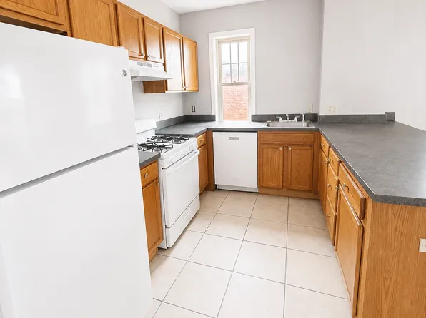 164 Babcock St, Hartford, CT