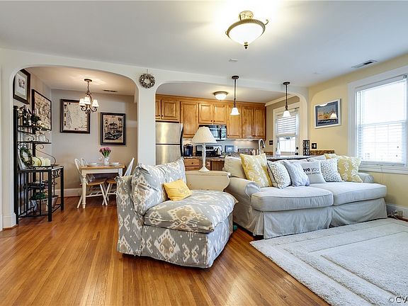5th image of 4524 Grove Ave #11