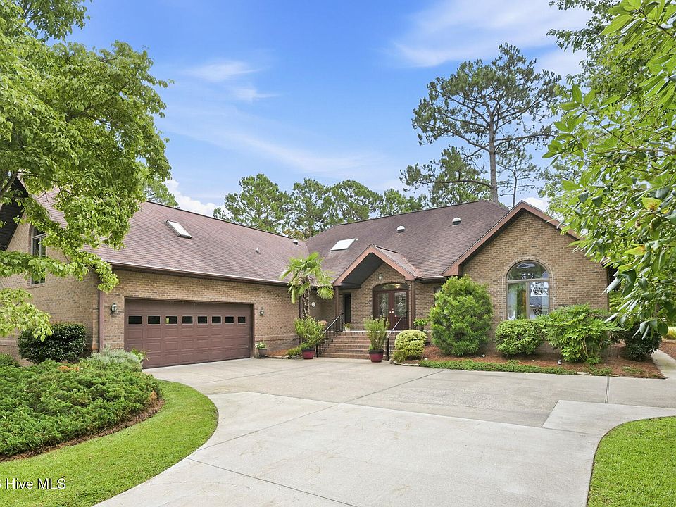 1st image of 908 Sawgrass Court