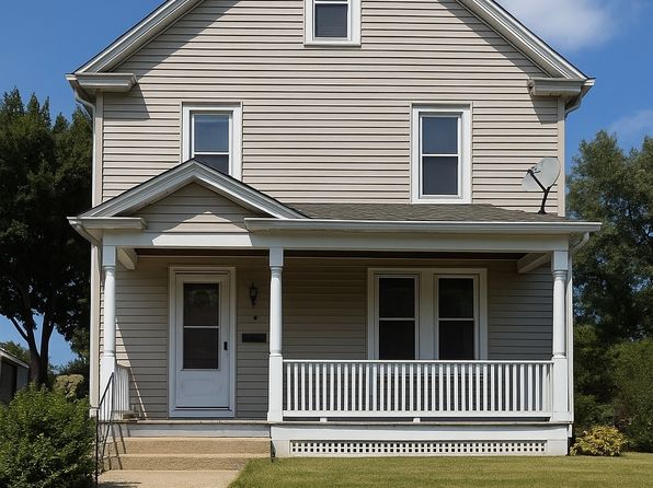 64 Turner Ave