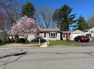 99 Lois St, Manchester, NH 03103