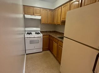350-356 Myrtle Ave #E, Irvington, NJ 07111