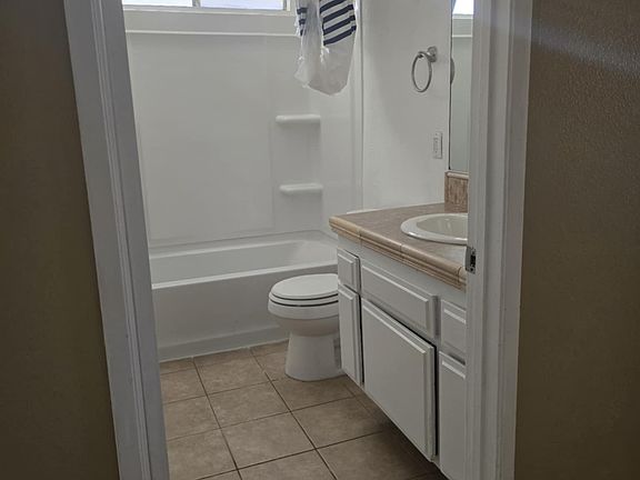 5th image of 42030 Blueflax Ave