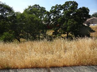 468 Woodgate Rd, Valley Springs, CA 95252