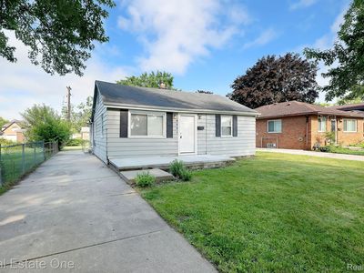 6431 Centralia St, Dearborn Heights, MI, 48127