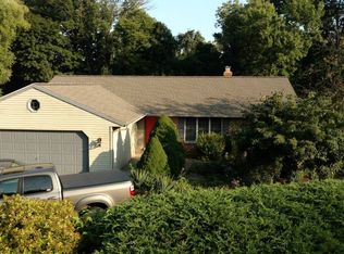 3110 Turnpike Rd, Elizabethtown, PA 17022