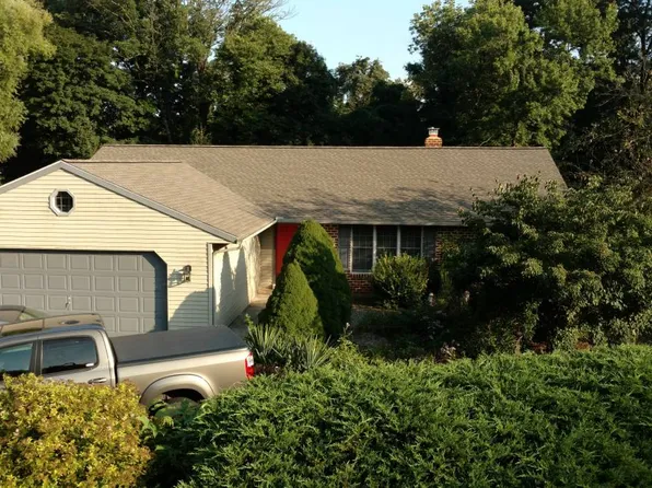 3110 Turnpike Rd, Elizabethtown, PA 17022