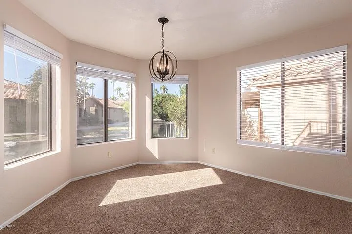 1326 W Clear Spring Dr — Photo 10