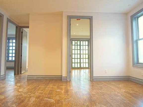 3rd image of 268 Sullivan Pl #6A