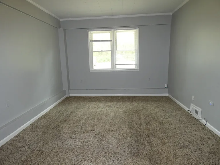 5800 Meadowbrook Rd — Photo 9