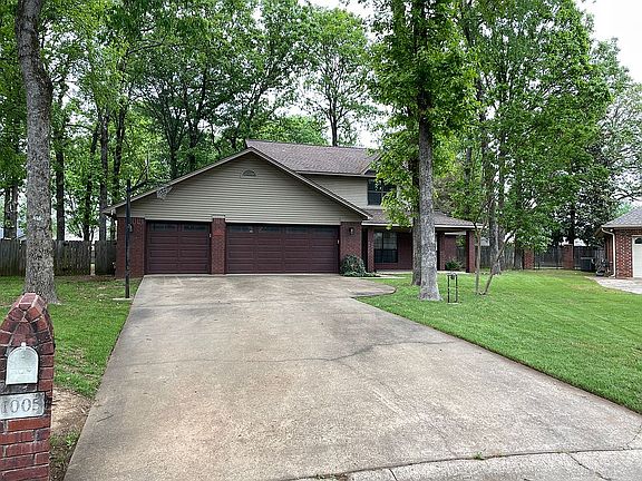 3 car garage 