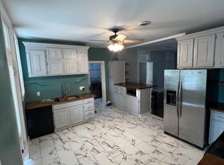 610 S Main St, Saint Charles, MO 63301