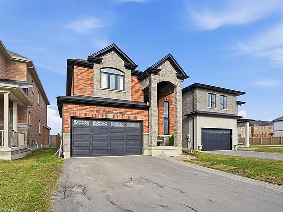 3rd image of 83 Homestead Way