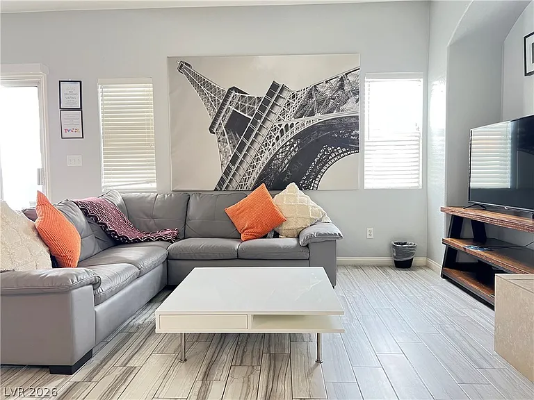 8316 Valleybreeze Ave — Photo 14