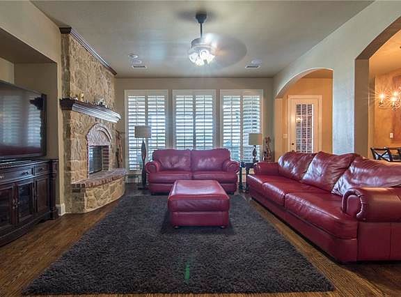 3rd image of 5899 Gallant Run Ln