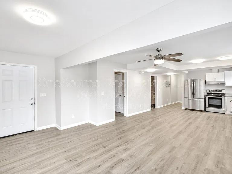 199 Cross Brook Dr #C — Photo 8