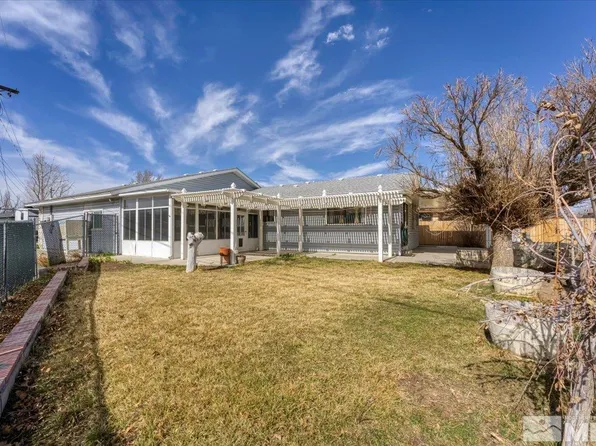 89 Gurr Ct, Sparks, NV 89431