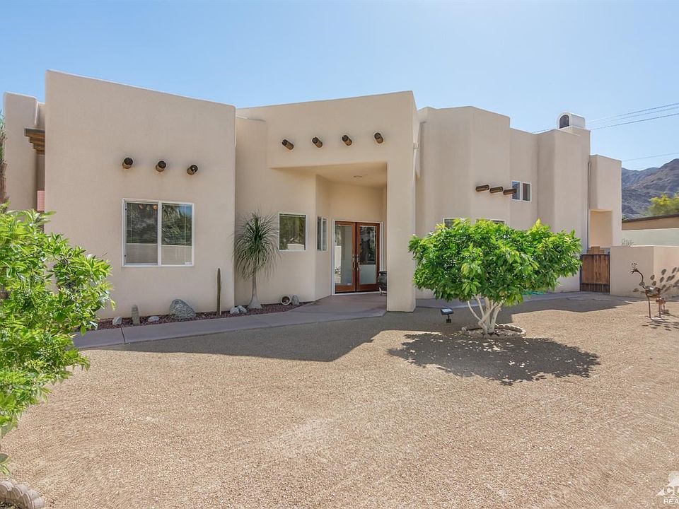 1st image of 52501 Avenida Velasco