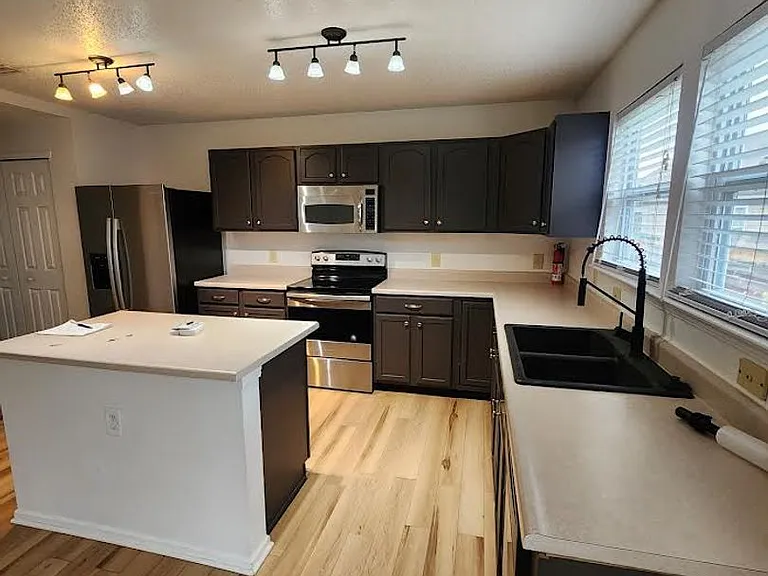 8614 Hopewell Ct — Photo 5