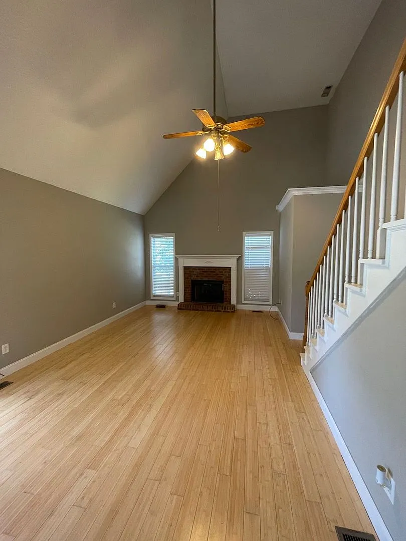 Building Photo - 1130 Stone Brook Ln