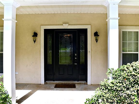 3rd image of 317 Pearce Rd