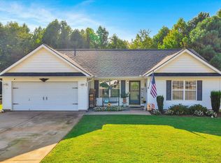 262 Chateau St, Boiling Springs, SC 29316