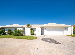 2015 Hawaii Ave NE, Saint Petersburg, FL 33703