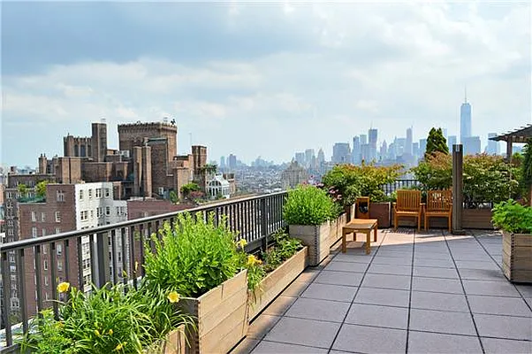 Rented by R New York | media 12