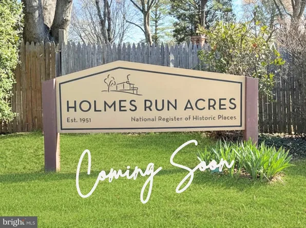 3415 Surrey Ln, Falls Church, VA 22042