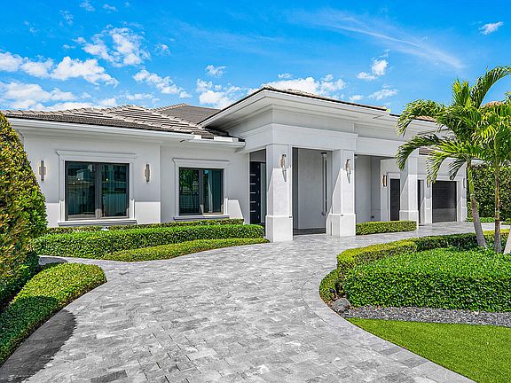 2nd image of 2351 Cherry Palm Road