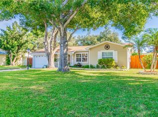 12693 Oak St, Largo, FL 33774