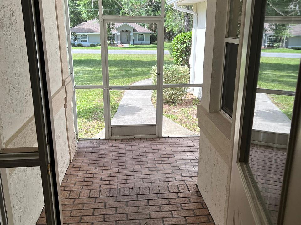 Front breezeway