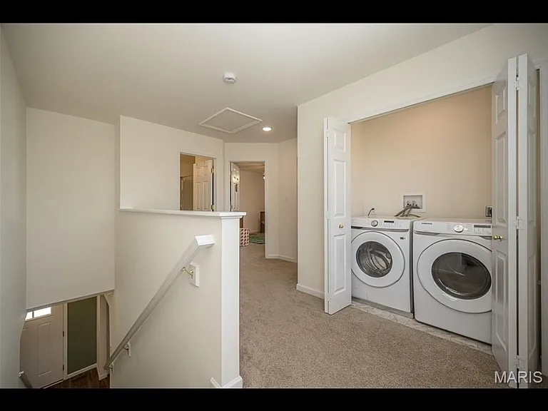 347 Cumberland Ct — Photo 19