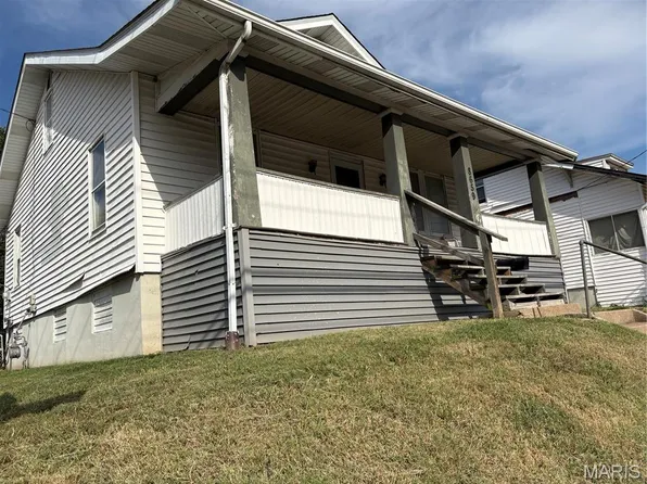 8659 Natural Bridge Rd, Saint Louis, MO 63121