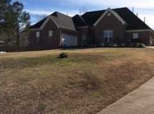 1003 E Moore Rd, Holly Springs, MS 38635