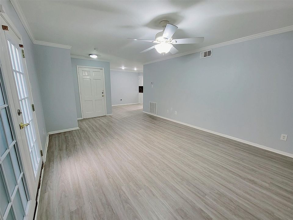 1st image of 7900 Westheimer Rd APT 255