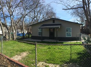 817 Lake View Rdg, White Settlement, TX 76108