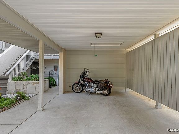 4th image of 720 E Gilchrist Ct APT 5A