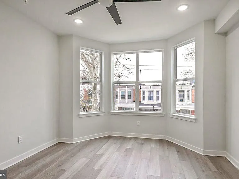 5217 Irving St #2 — Photo 6