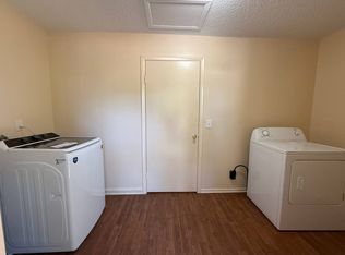 1408 E 139th Ave APT C, Tampa, FL 33613