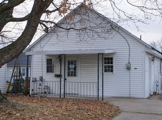 1518 N 15th St, Quincy, IL 62301