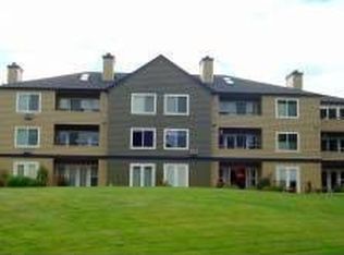 4990 S Landing Dr UNIT 102, Portland, OR 97239