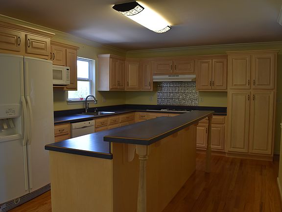 Large kitchen