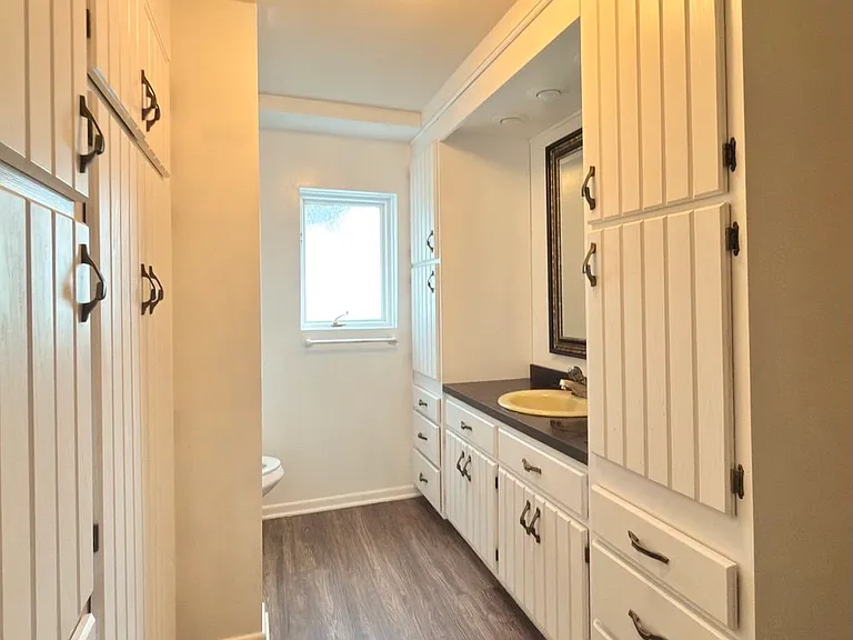 7826 Dunham Rd — Photo 13