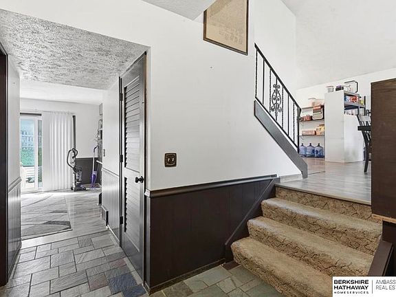 5th image of 12910 Courtney Dr
