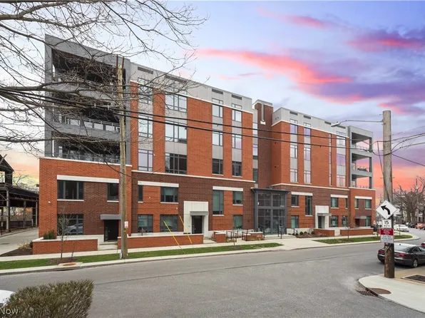 2044 Random Rd Unit 101, Cleveland, OH 44106