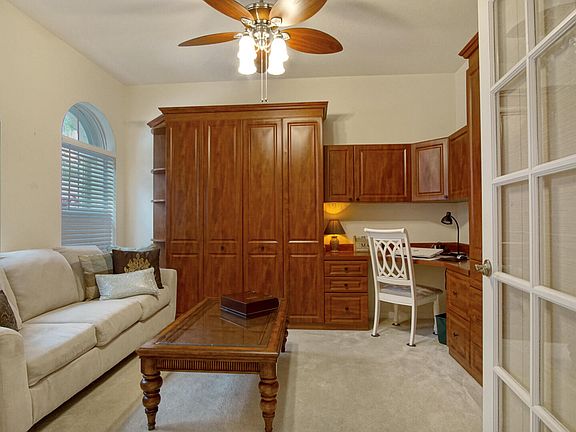 4th image of 4804 NW Red Maple Drive