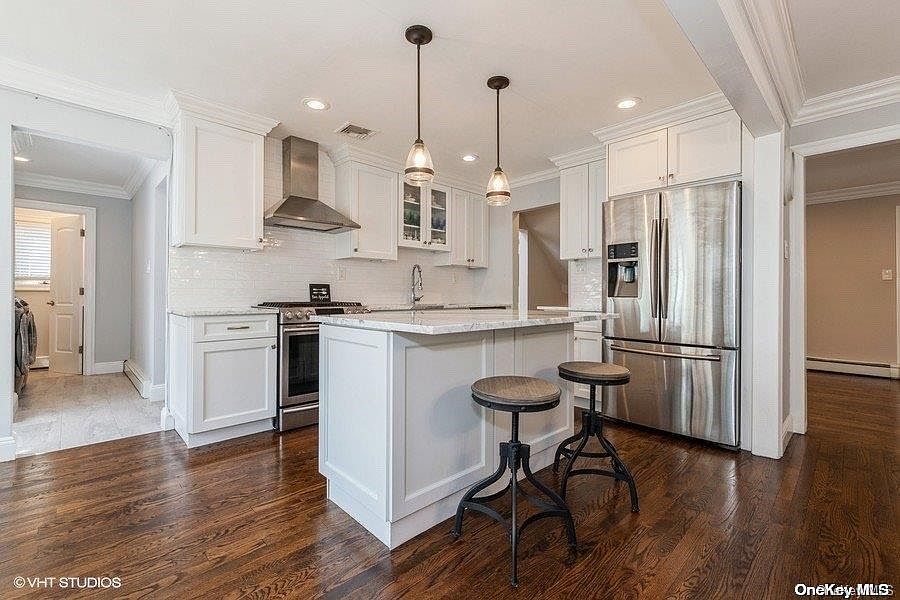 1st image of 44 Beacon Lane