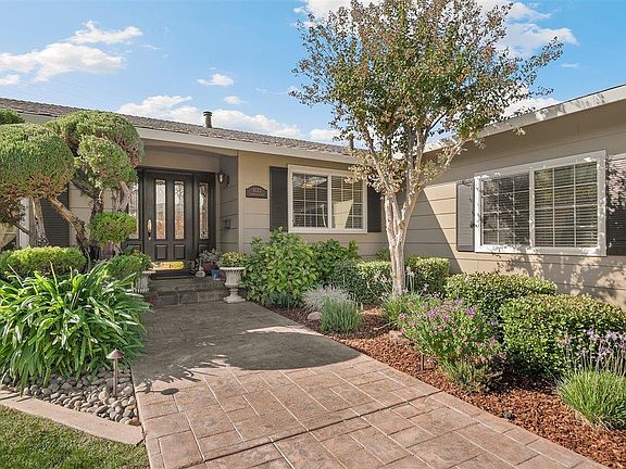 5th image of 6123 Franciscan Way