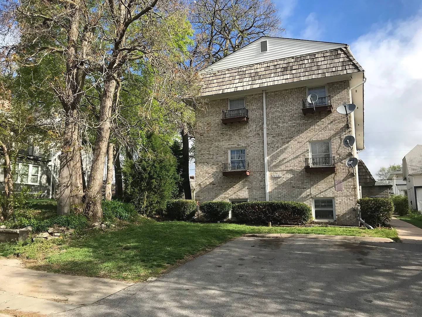 3116 Chicago St — Photo 2